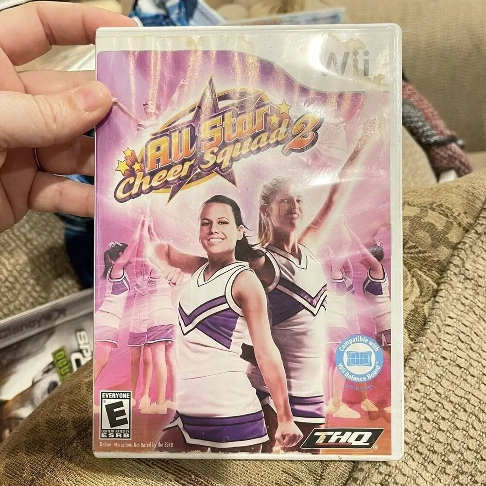All Star Cheer 2 Nintendo Wii TESTED COMPLETE CASE DISC BOOK Video Game